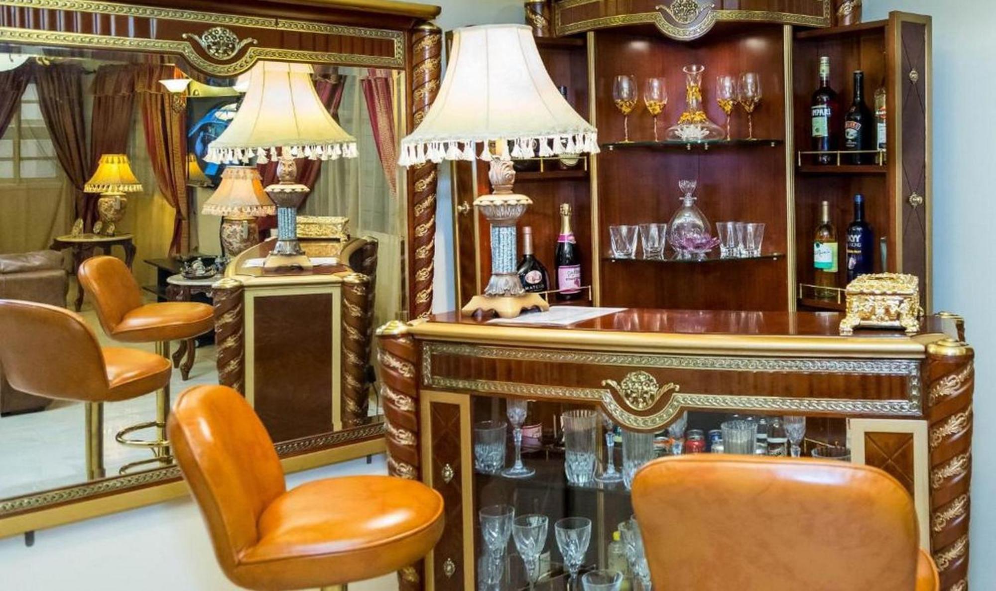 Room In Lodge - Apartment Royale Hotel-3 Bd Apartment إيكجا المظهر الخارجي الصورة