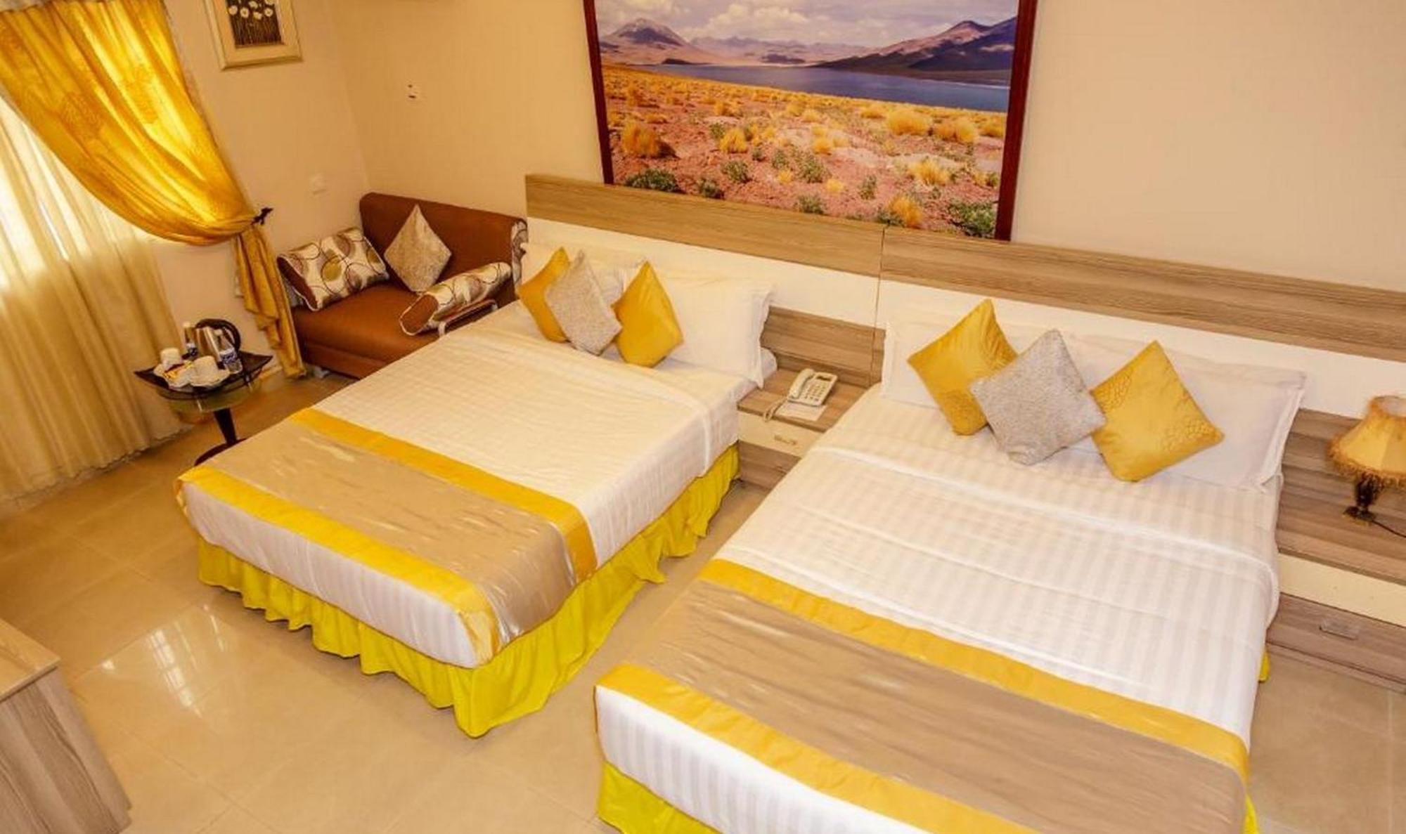 Room In Lodge - Apartment Royale Hotel-3 Bd Apartment إيكجا المظهر الخارجي الصورة